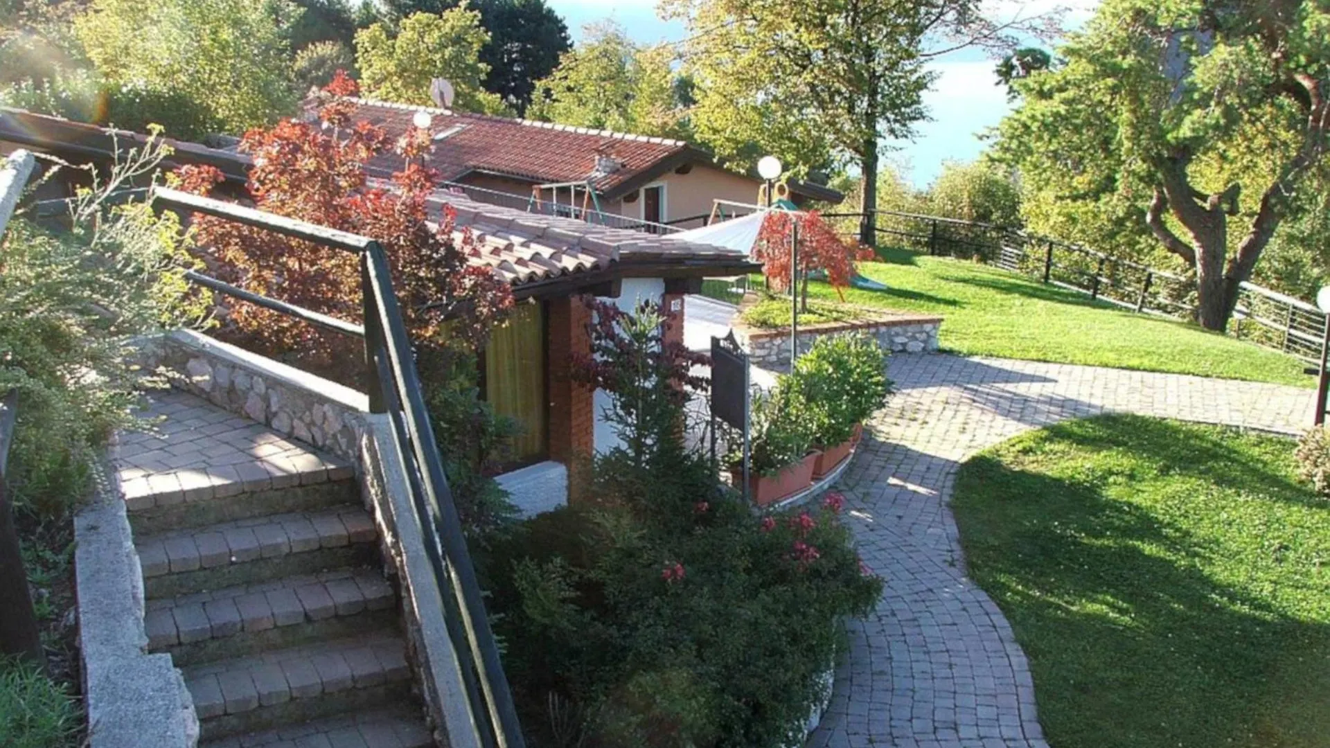 Schoenes Ferienhaeuschen Chiara In Ruhiger Lage Fuer Max 4 Personen Mit Pool Olzano 0*,  Italien