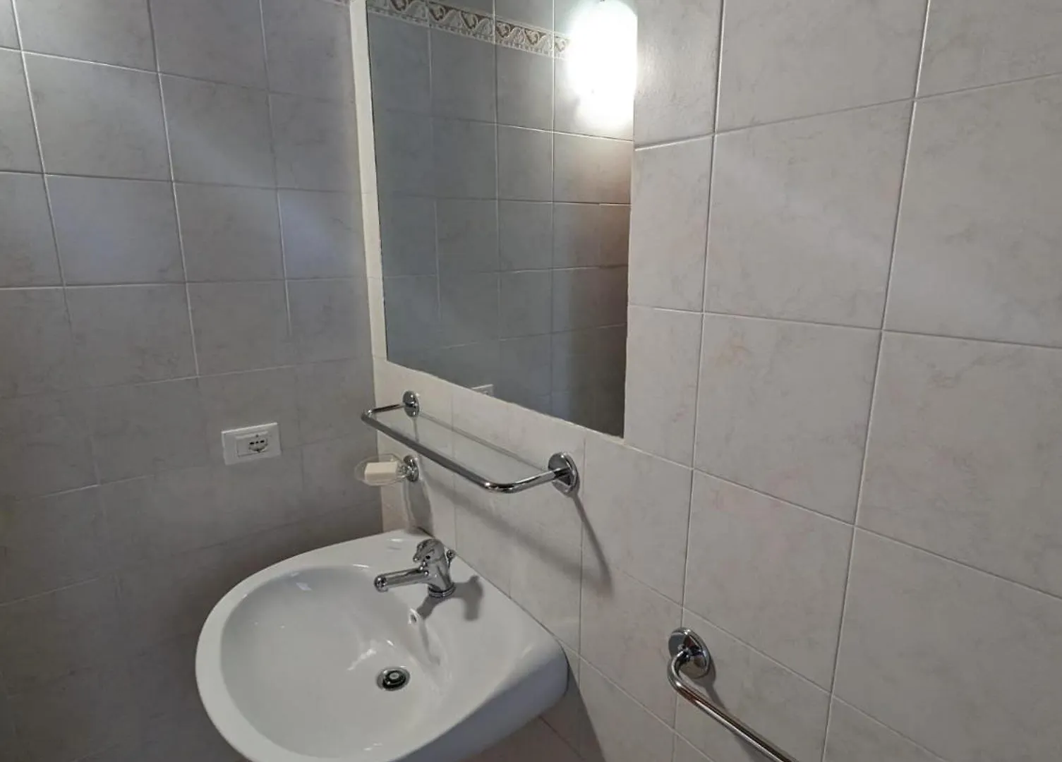 Schoenes Ferienhaeuschen In Ruhiger Lage Fuer Max. 4 Personen Mit Pool Olzano Apartment