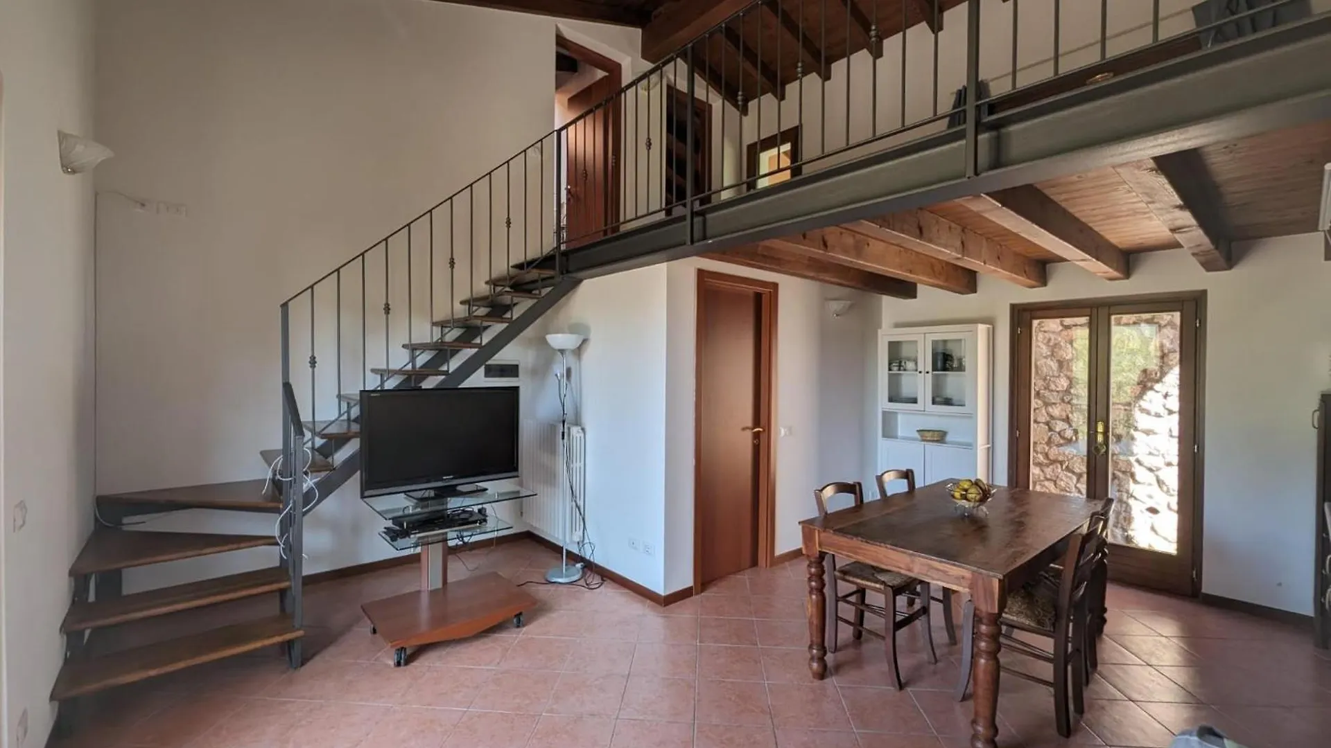 Apartment Schoenes Ferienhaeuschen In Ruhiger Lage Fuer Max. 4 Personen Mit Pool Olzano Italy